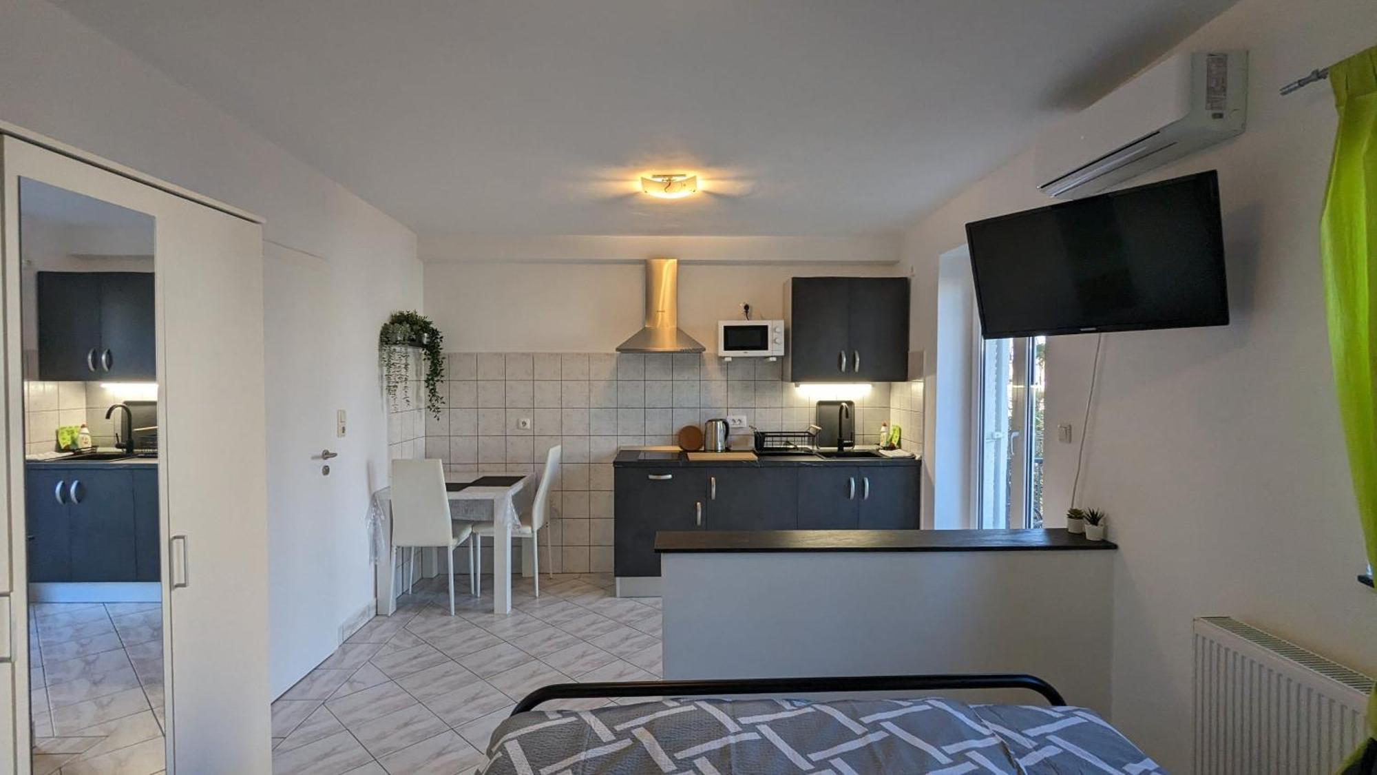 Apartments Kety - Central Heating Crikvenica Exterior photo